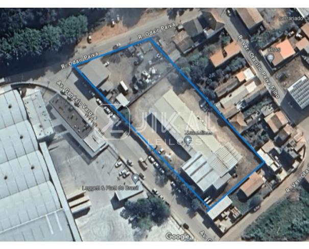 Foto de Terreno 6.154,94m² | 2 Galpões 900m² |  Camanducaia/MG